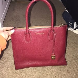 MICHAEL KORS RED HANDBAG